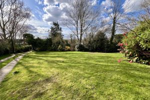 Front Garden- click for photo gallery